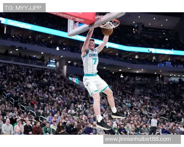 卡尔克布伦纳在四场比赛中贡献15个以上盖帽成为03至04赛季以来第三位新秀